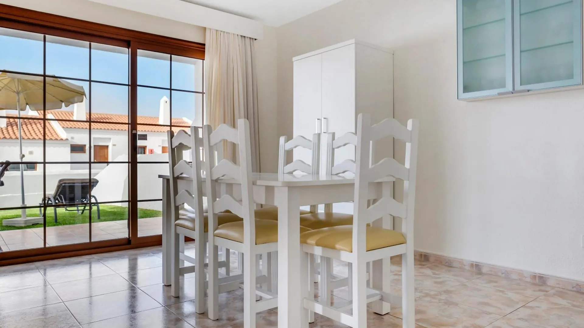 Sunset View Club Aparthotel San Miguel de Abona 3*,  Spain